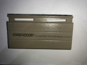 Cửa cuốn hợp kim nhôm cao cấp thế hệ mới , thiết kế siêu êm 2