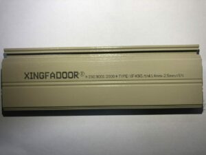 Cửa cuốn hợp kim nhôm cao cấp thế hệ mới , thiết kế siêu thoáng - MS : XF49 iS